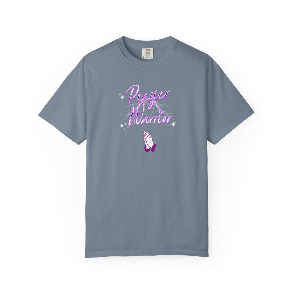 Gray t-shirt with humorous golf quote on a white background